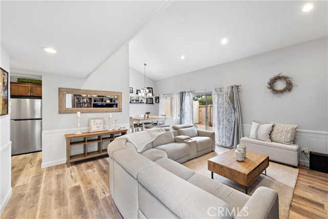 Vaulted ceilings and natural light