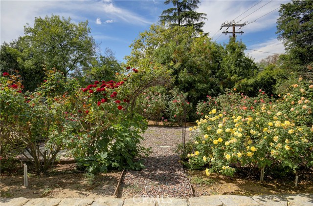 31049 E Sunset Drive, Redlands, California 92373, ,Land,For Sale,31049 E Sunset Drive,CREV23180656