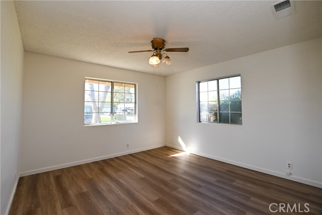 Detail Gallery Image 7 of 21 For 1165 Southgate, Willows,  CA 95988 - 2 Beds | 1 Baths