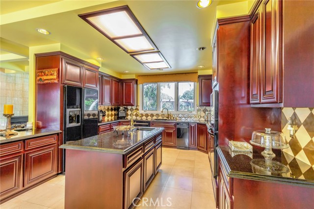 Image 27 of 75 For 20585 Whispering Oaks Drive