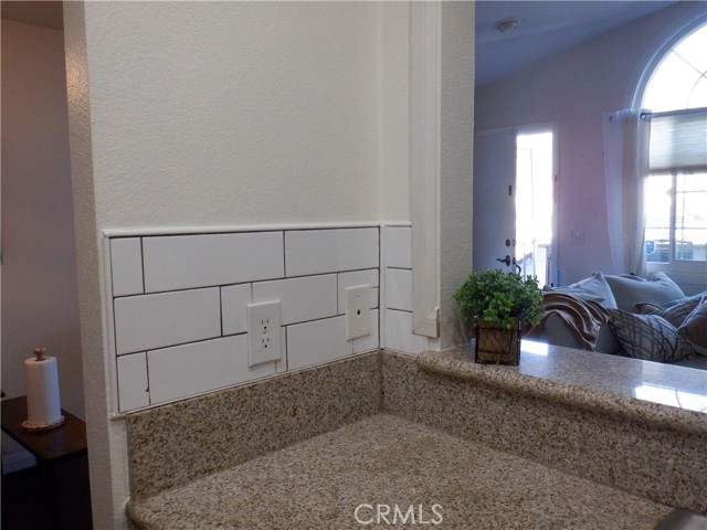 Detail Gallery Image 4 of 16 For 30 Flor De Sol #21,  Rancho Santa Margarita,  CA 92688 - 1 Beds | 1 Baths