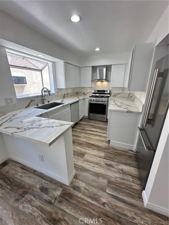 Detail Gallery Image 5 of 18 For 14650 Lassen #9,  North Hills,  CA 91345 - 2 Beds | 3 Baths