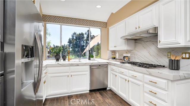 Detail Gallery Image 20 of 58 For 4 Vista Frondosa, Rancho Santa Margarita,  CA 92688 - 3 Beds | 2/1 Baths