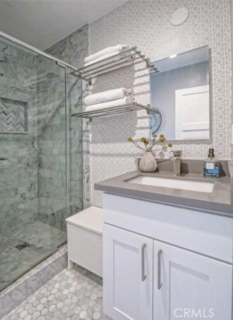 5435 W 76th Street, Los Angeles CA: https://media.crmls.org/medias/13f117f9-334c-4dcc-a0f1-ac92be9d21e6.jpg