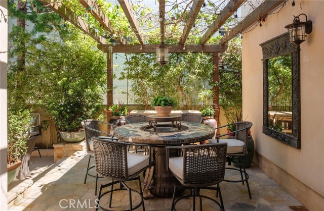 Image 11 of 75 For 1001 4th  