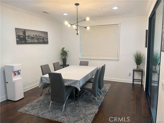 4866 Stoneglen Avenue, Fontana CA: https://media.crmls.org/medias/13f15bdc-b8f7-40c8-9824-bc5ee0e3c55a.jpg