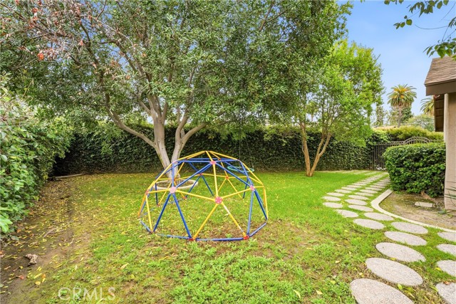 Detail Gallery Image 28 of 52 For 1513 Glenn Cir, Placentia,  CA 92870 - 4 Beds | 2/1 Baths