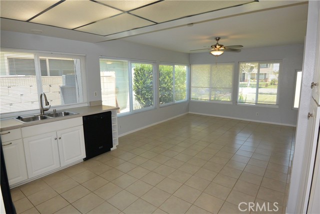 Detail Gallery Image 5 of 15 For 8576 White Fish Cir, Fountain Valley,  CA 92708 - 3 Beds | 2 Baths