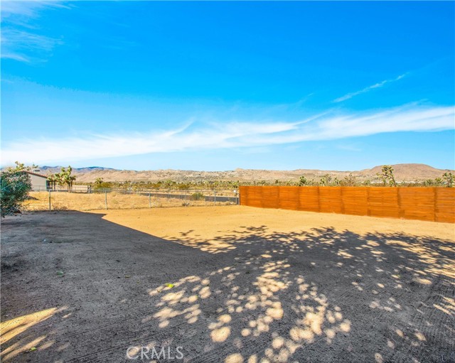 Detail Gallery Image 27 of 40 For 58807 Yucca Trl, Yucca Valley,  CA 92284 - 2 Beds | 2 Baths