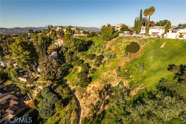 Detail Gallery Image 3 of 20 For 35 Torreon Dr, Woodland Hills,  CA 91364 - – Beds | – Baths