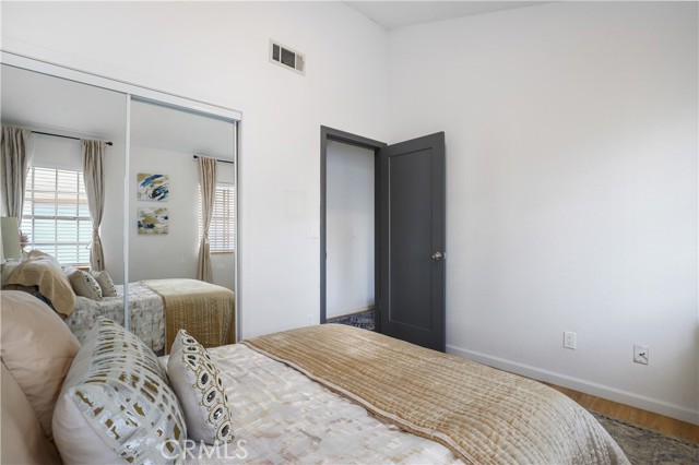 2218 Mathews Avenue, Redondo Beach, California 90278, 3 Bedrooms Bedrooms, ,Condominium,For Sale,Mathews,SB24235982