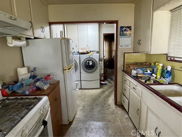 14331 Leffingwell Road, Whittier, California 90604, 3 Bedrooms Bedrooms, ,2 BathroomsBathrooms,Single Family Residence,For Sale,Leffingwell,PW23230125