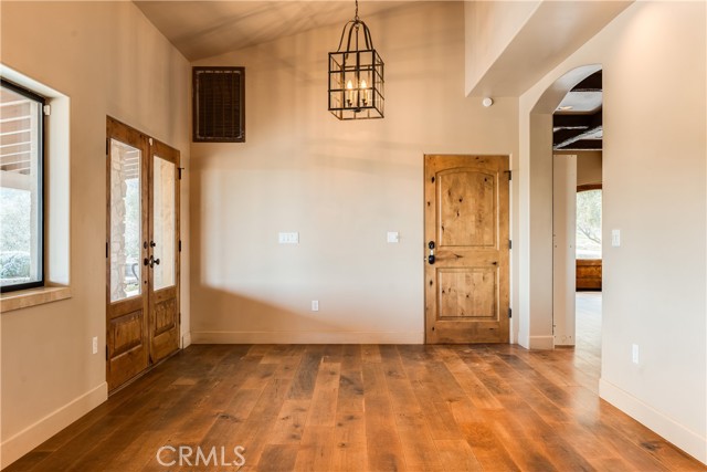 Detail Gallery Image 21 of 75 For 3230 Nacimiento Lake Dr, Paso Robles,  CA 93446 - 7 Beds | 3/1 Baths