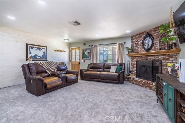 Detail Gallery Image 5 of 43 For 32924 Acklins, Acton,  CA 93510 - 4 Beds | 2 Baths