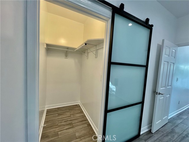 6211 Lubao Avenue, Woodland Hills CA: https://media.crmls.org/medias/13f6d462-13ee-46aa-a76a-a9fd192a9d75.jpg
