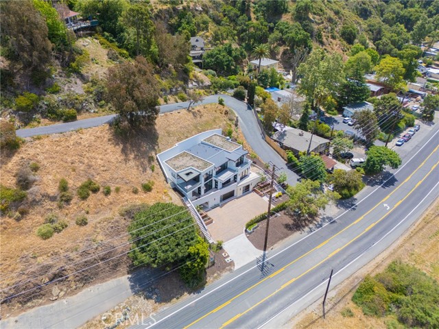 20000 Laguna Canyon Road, Laguna Beach CA: https://media.crmls.org/medias/13f764a8-d384-406c-bcd0-d4230461762e.jpg