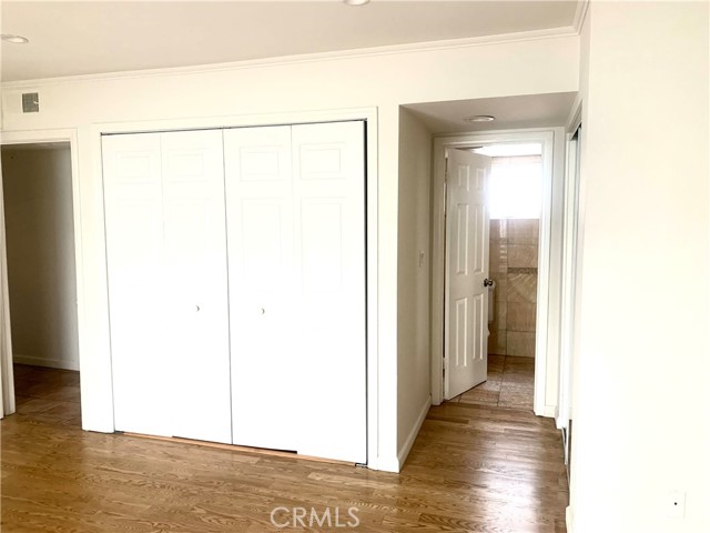 Detail Gallery Image 10 of 32 For 425 S Catalina Ave #4,  Redondo Beach,  CA 90277 - 3 Beds | 3 Baths