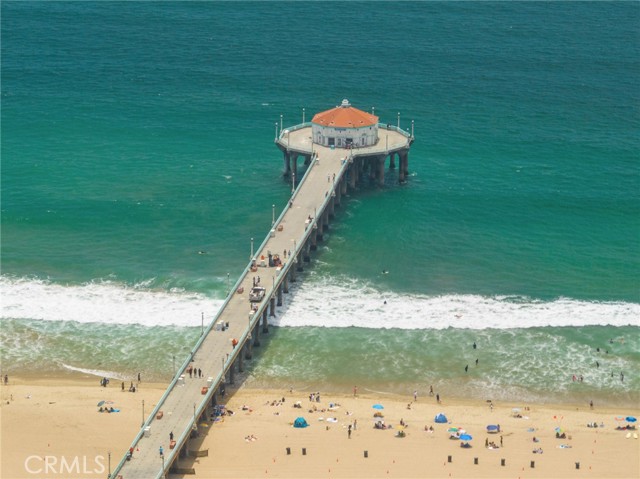 849 12th Court, Manhattan Beach, California 90266, 5 Bedrooms Bedrooms, ,5 BathroomsBathrooms,Residential,Sold,12th,SB22146383