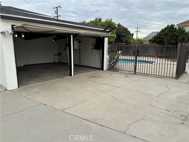 6010 Hart Avenue, Temple City CA: https://media.crmls.org/medias/13f8e853-b80a-4775-9eab-8d5389032d8f.jpg