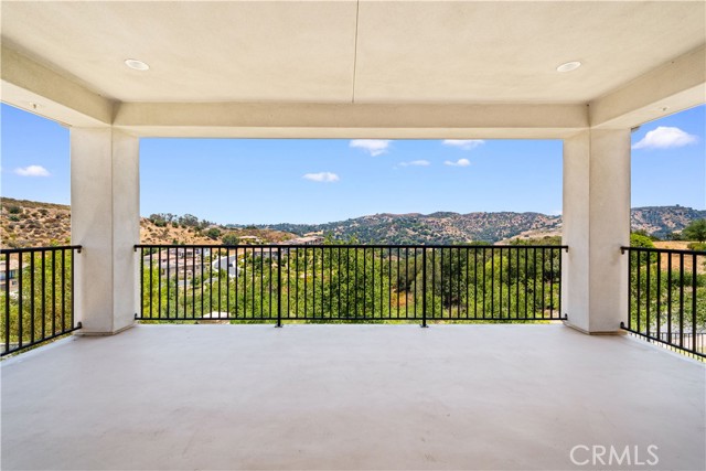 16389 Viewcrest Road, Chino Hills CA: https://media.crmls.org/medias/13f9a2a4-d19a-4006-bd80-5b8437b7ad65.jpg