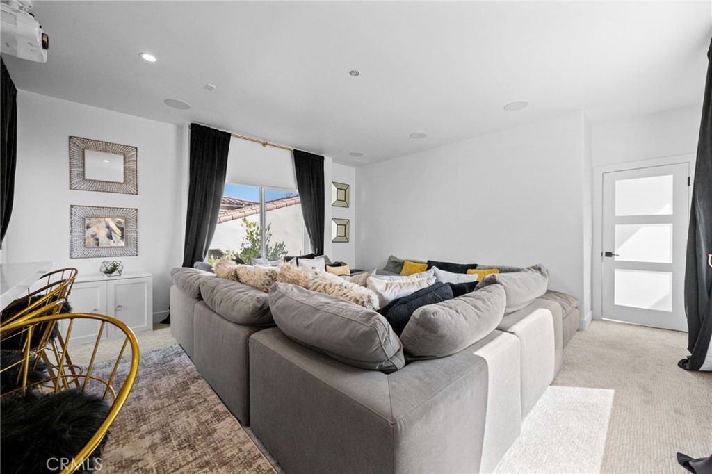 MLS #OC25238020 image #60