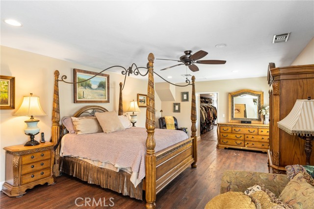 17927 Sun Hill Drive, Yorba Linda CA: https://media.crmls.org/medias/13fcd909-ff59-4de3-b6e9-8fb8a9f977f6.jpg