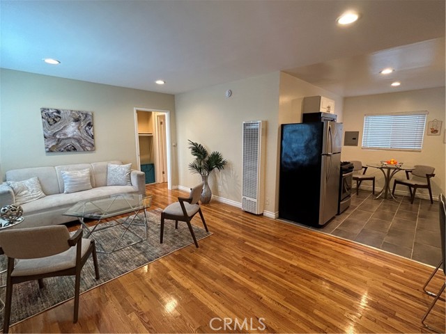 Detail Gallery Image 11 of 20 For 1024 Pico Bld, Santa Monica,  CA 90405 - – Beds | – Baths