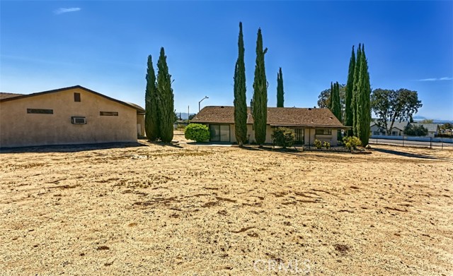 Detail Gallery Image 19 of 45 For 15490 Mondamon, Apple Valley,  CA 92307 - 4 Beds | 2 Baths