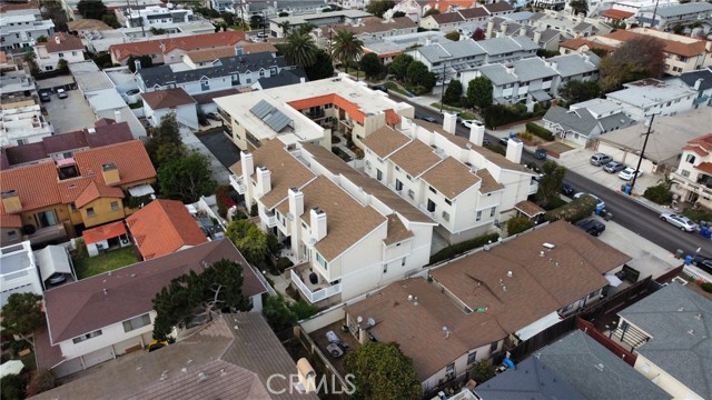 1916 Rockefeller Lane, Redondo Beach, California 90278, 2 Bedrooms Bedrooms, ,1 BathroomBathrooms,Residential,Sold,Rockefeller,SB21259243