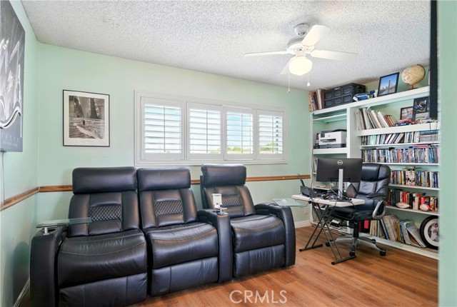 11811 La Serna Drive, Whittier CA: https://media.crmls.org/medias/13ff8131-4f39-4146-864a-42d5502b48a0.jpg