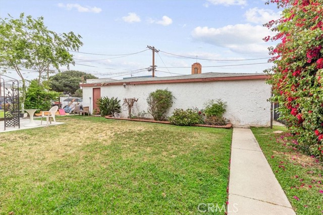 Detail Gallery Image 4 of 14 For 1919 W 35th St, Los Angeles,  CA 90018 - – Beds | – Baths