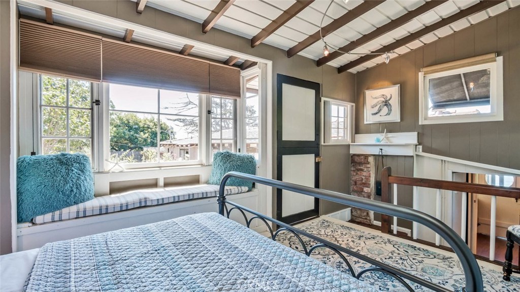 31112 Monterey Street Laguna Beach CA 92651