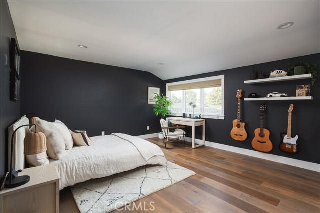 Detail Gallery Image 23 of 31 For 1700 Highland Dr, Newport Beach,  CA 92660 - 5 Beds | 6/1 Baths