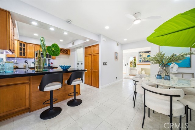 Detail Gallery Image 7 of 44 For 11912 Verbena Ct, Fountain Valley,  CA 92708 - 4 Beds | 3 Baths