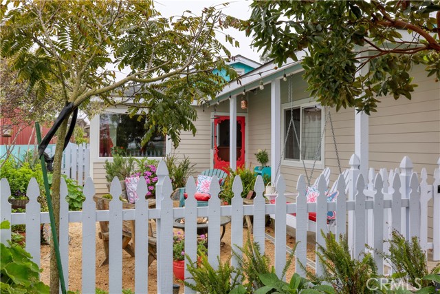 1190 11th Street, Los Osos CA: https://media.crmls.org/medias/14018b78-d3af-4a4f-ad15-e61da240ab1e.jpg