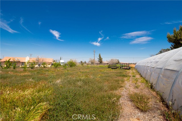 Detail Gallery Image 15 of 15 For 9995 Smoke Tree Rd, Hesperia,  CA 92344 - 3 Beds | 2 Baths