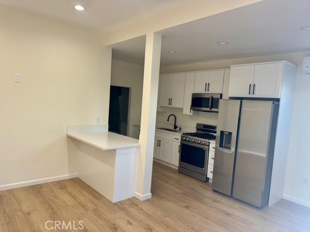 Detail Gallery Image 15 of 31 For 405 W Broadway, Glendale,  CA 91204 - – Beds | – Baths