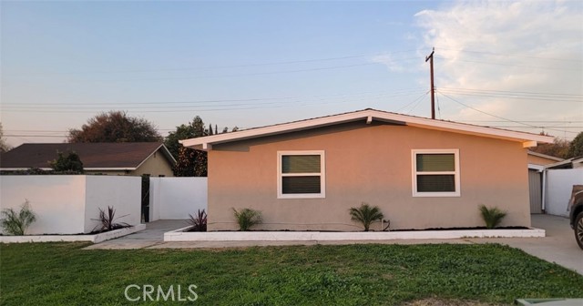 Detail Gallery Image 1 of 17 For 16839 E Bellbrook St, Covina,  CA 91722 - 3 Beds | 1 Baths