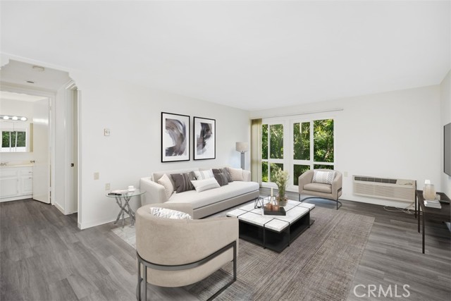 Detail Gallery Image 33 of 44 For 2119 via Puerta #Q,  Laguna Woods,  CA 92637 - 2 Beds | 1 Baths