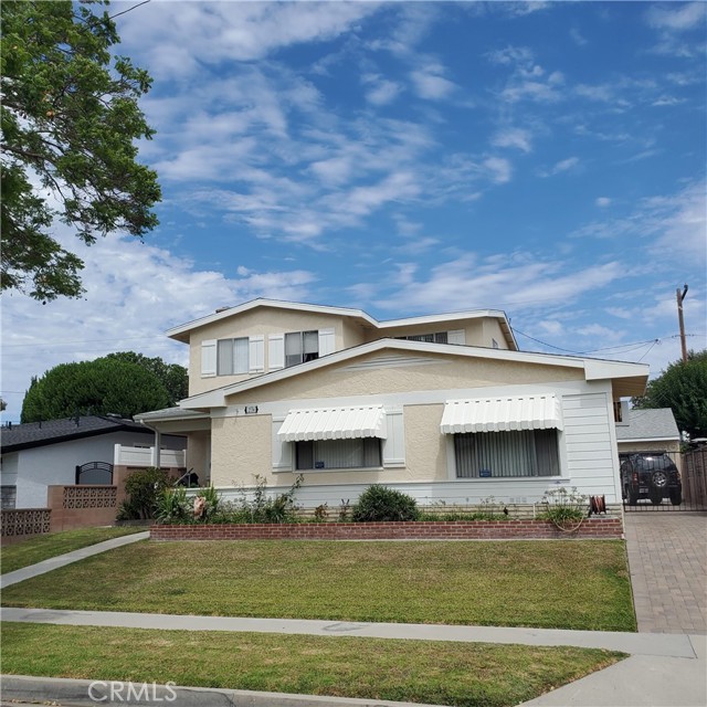 2536 Ladoga Ave, Long Beach, CA 90815