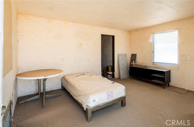 84328 Amboy Road, 29 Palms CA: https://media.crmls.org/medias/1402e2ff-eeca-4c4b-b9e2-070816b92b1d.jpg