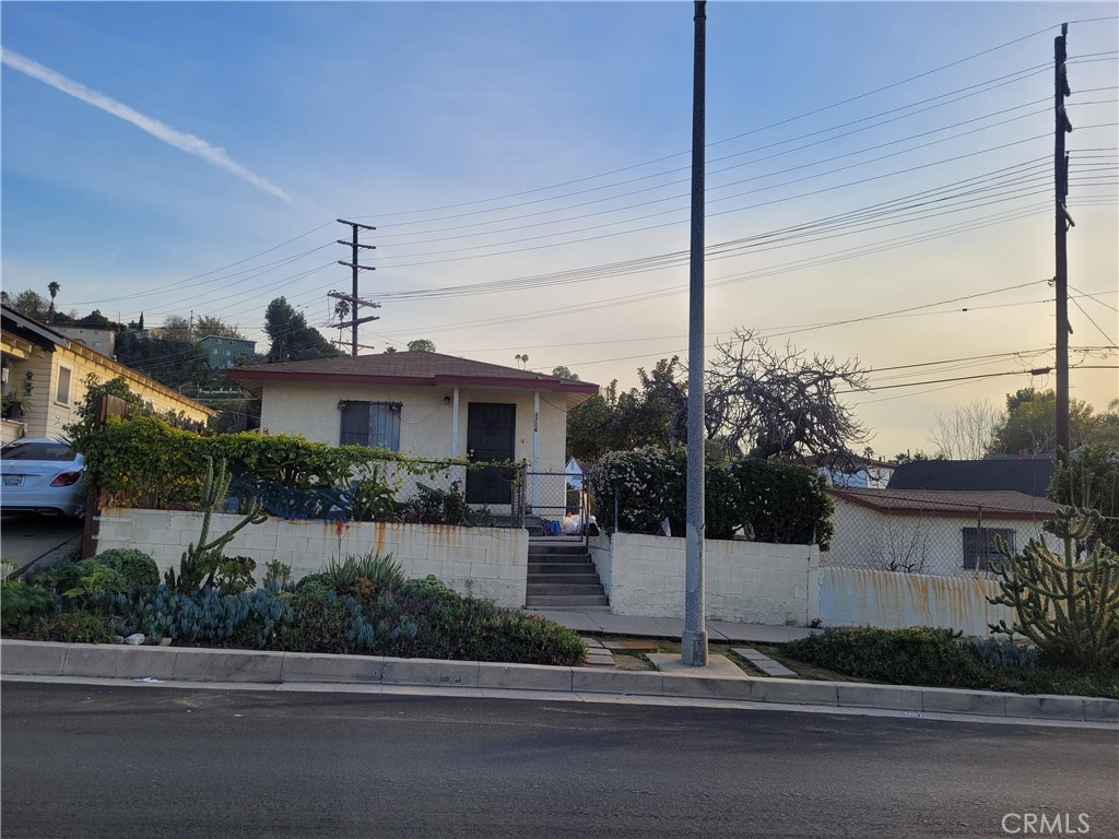 2706 Budau Avenue, Los Angeles, CA 90032