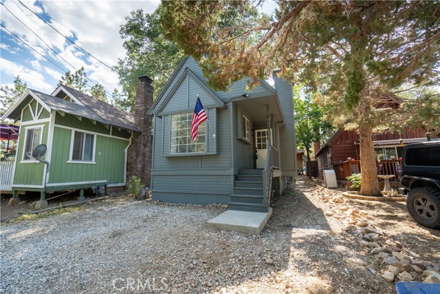 Detail Gallery Image 1 of 1 For 612 Maple Ln, Sugarloaf,  CA 92386 - 2 Beds | 1 Baths