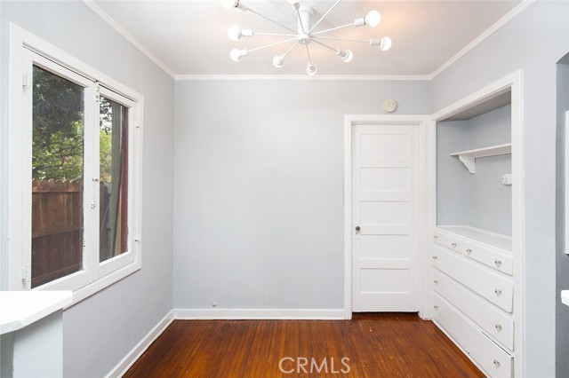 455 E Sacramento Street, Altadena CA: https://media.crmls.org/medias/140494b0-2d16-4ec0-8b50-a167dcb80ee4.jpg