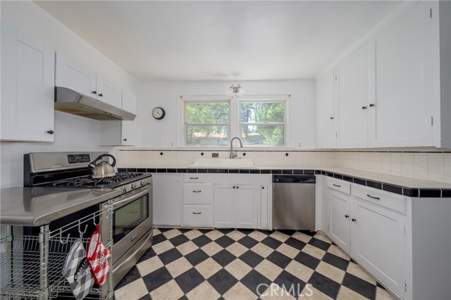 Detail Gallery Image 8 of 41 For 330 2nd St, Upper Lake,  CA 95485 - 3 Beds | 2 Baths