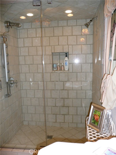 Detail Gallery Image 60 of 71 For 1248 Rocky Rd, Simi Valley,  CA 93063 - 5 Beds | 3 Baths