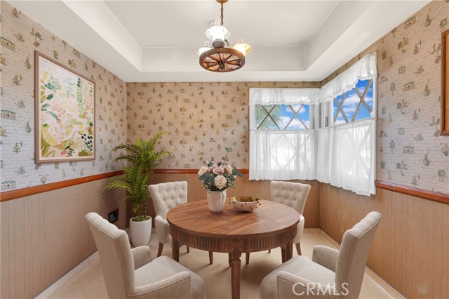 321 E Oakmont Drive, Montebello CA: https://media.crmls.org/medias/14054859-6a5e-4bb3-bf3f-dc868e955ce3.jpg