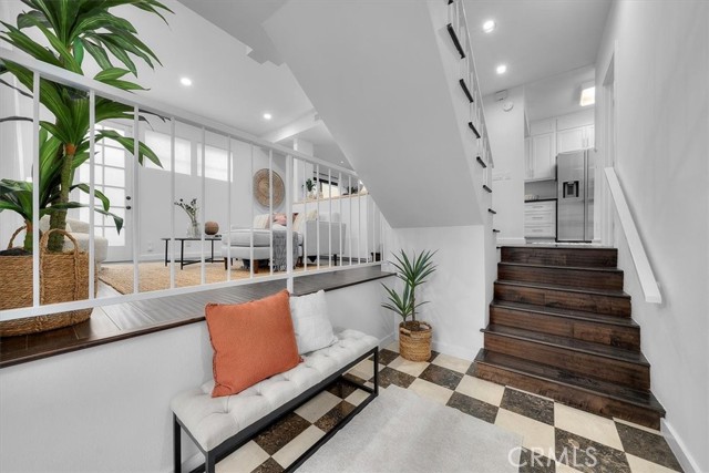 1814 Thayer Avenue, Los Angeles CA: https://media.crmls.org/medias/140577f6-cd53-4fc0-b13d-956d5dc58b15.jpg