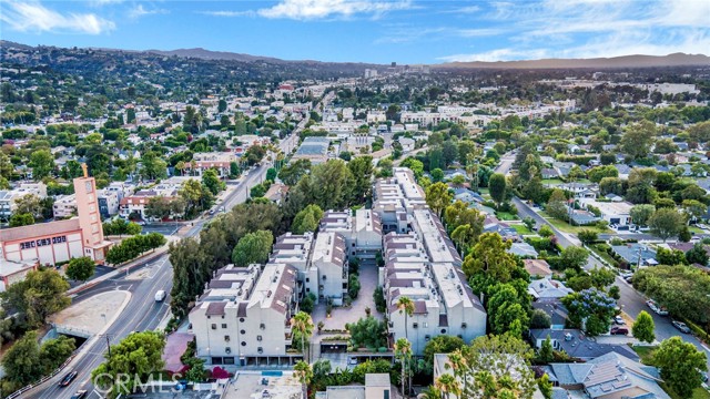 Detail Gallery Image 33 of 37 For 13331 Moorpark St #319,  Sherman Oaks,  CA 91423 - 2 Beds | 2 Baths