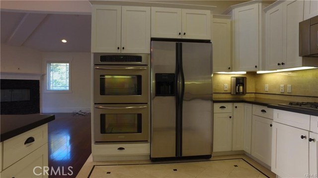 Detail Gallery Image 45 of 75 For 804 N Irena Ave #B,  Redondo Beach,  CA 90277 - 3 Beds | 2/1 Baths
